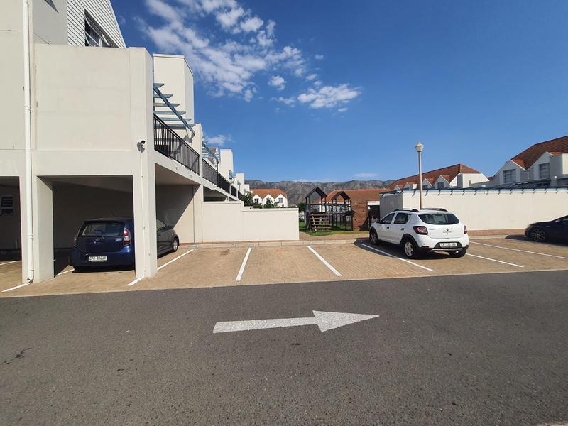 1 Bedroom Property for Sale in Gordons Bay Western Cape